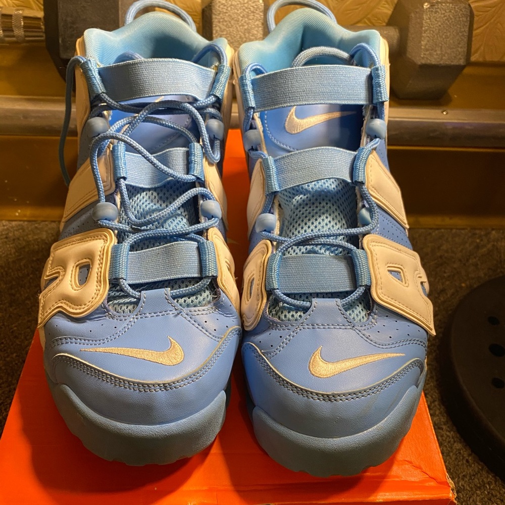 Nike Uptempo “University Blue”